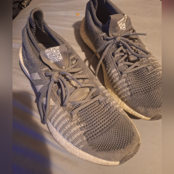 Adidas Gray Boost HD - Picture 1 of 5